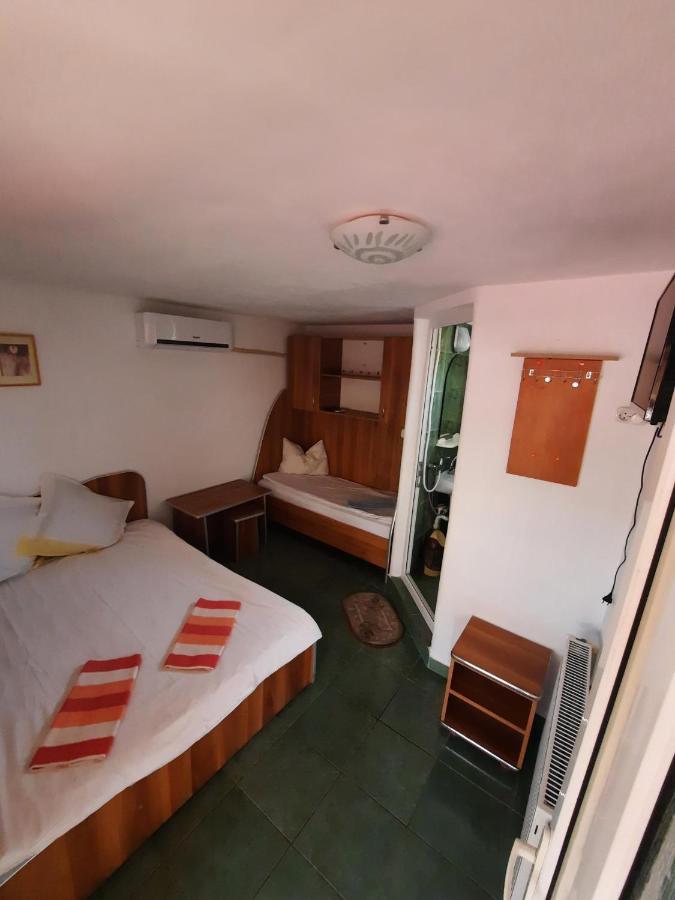 Casa De Vacanta Alexoiu Două Mai Buitenkant foto